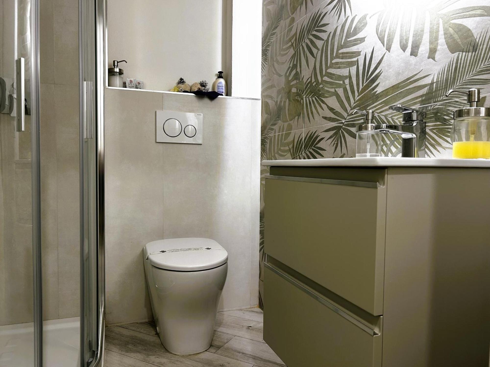 Del Re Apartment *
